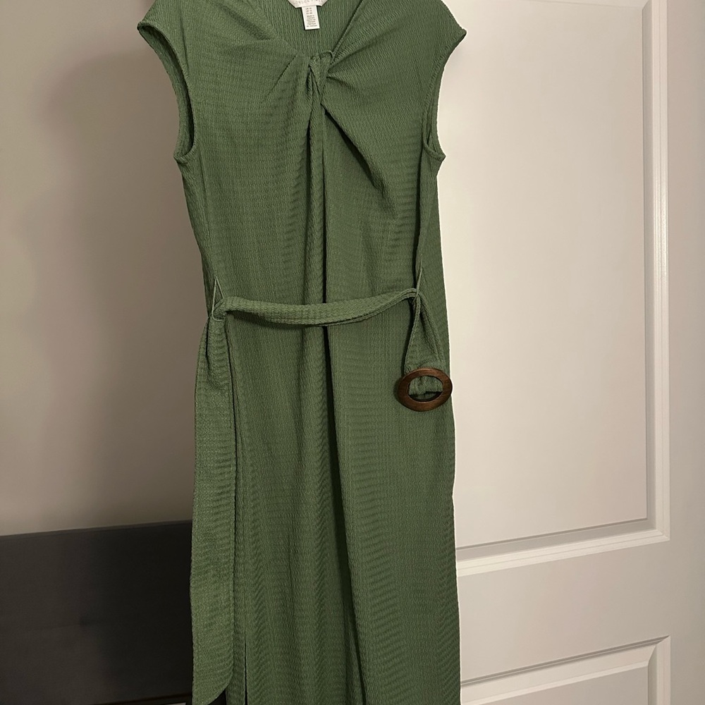 London Times Green Sleeveless Sheath Dress